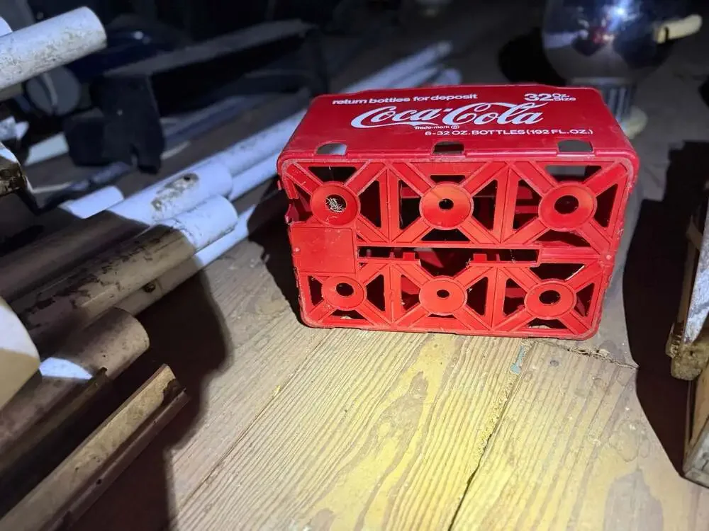 Vintage Coca-Cola Red Plastic 6-Bottle Carrier for 32 Oz Bottles